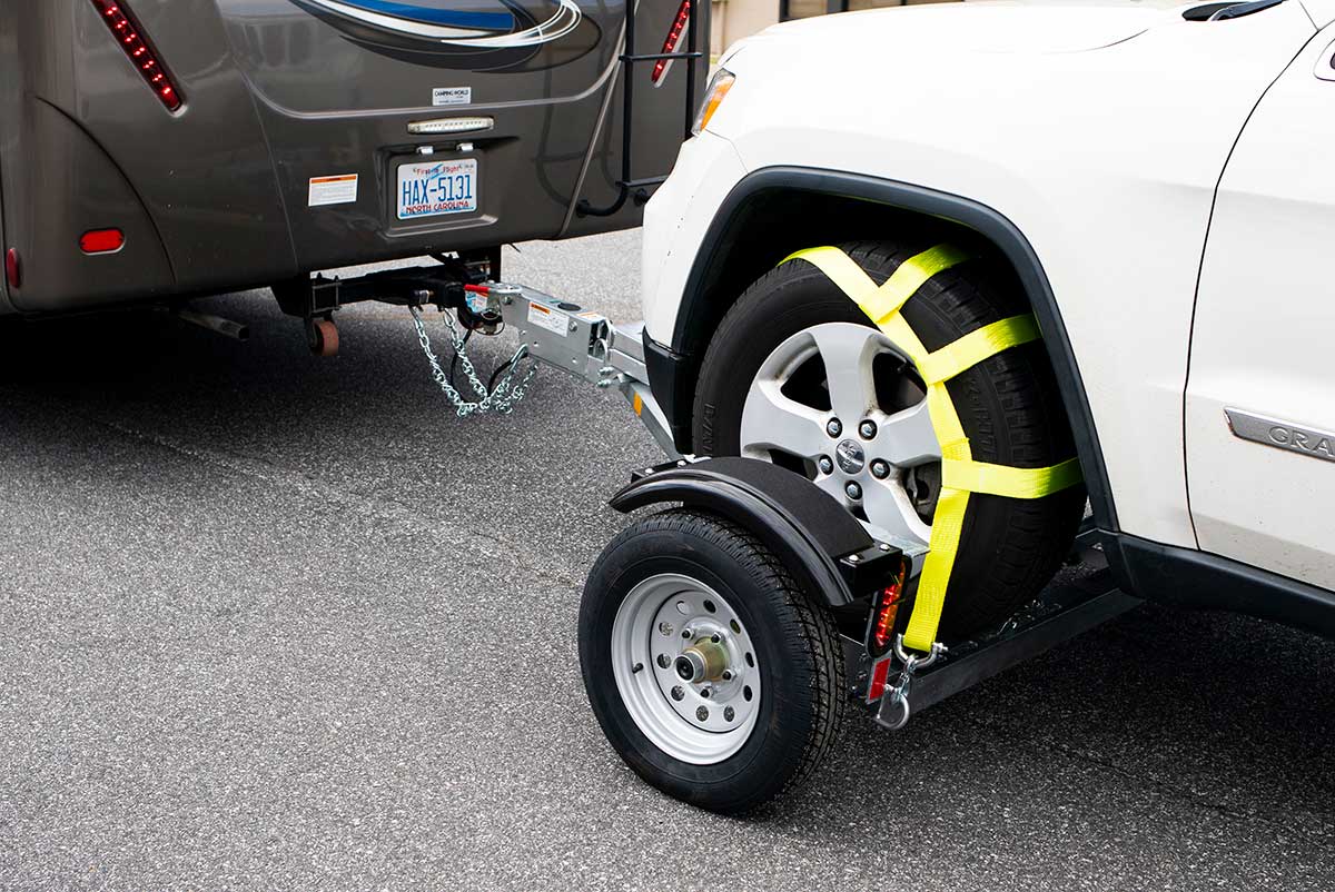 Read more about the article How to Use a Tow Strap Safely